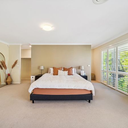 Grand Family Home - Photo 5