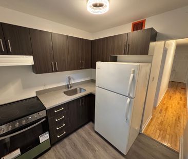 For Lease - 57 Hiawatha Avenue Unit# Upper, Toronto, Ontario - Photo 4