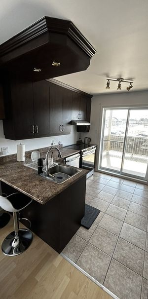 5 1/2 Votre Chez-Vous Libre 1er Juillet! - Photo 1