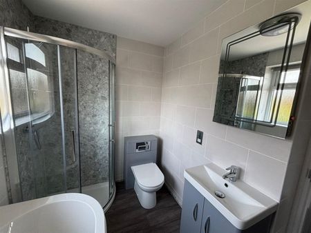 Deene Close, Market Harborough - Photo 5