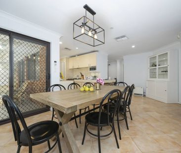 Quiet CuldeSac Retreat - Photo 4