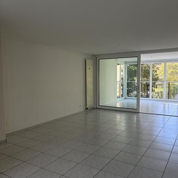 Grosszügige 3.5-Zimmerwohnung mitten in Pratteln - Photo 1