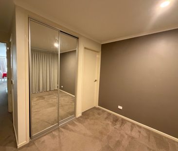 Belconnen - Photo 4