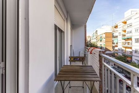 Carrer del Poeta Mas i Ros, Valencia, Valencian Community 46022 - Photo 3