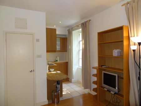 Flat 22 Cartwright Gardens, Bloomsbury WC1H 9EH - Photo 2