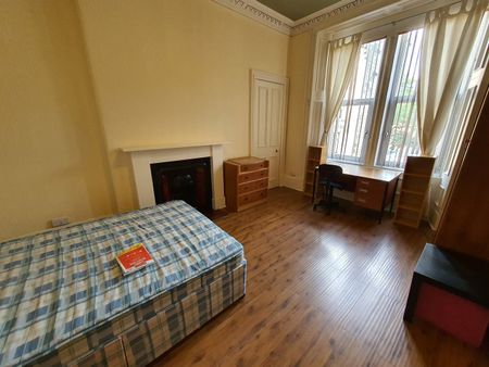 3 Bed Flat, Kelvingrove, G3 - Photo 2