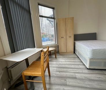 Bedsit, Fordwych Road, NW2 - Photo 1