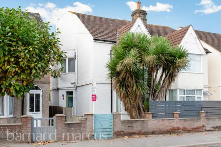 Harlington Road East, Feltham - Photo 5