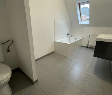 EENGEZINSWONING + tuin - Photo 4