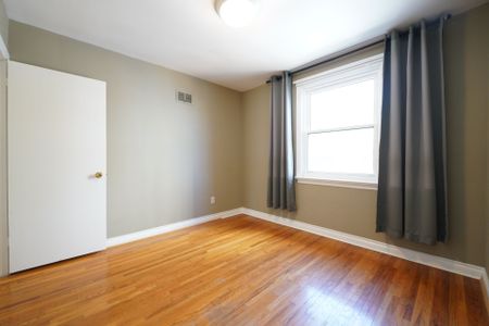 For Lease - 9 Mississauga Road Unit# Upper, Mississauga, Ontario - Photo 2