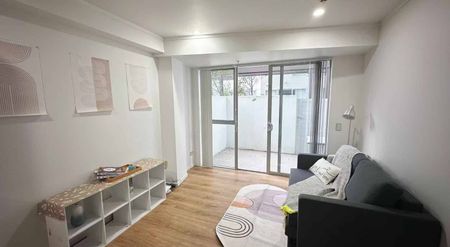 Lovely Home - Photo 5