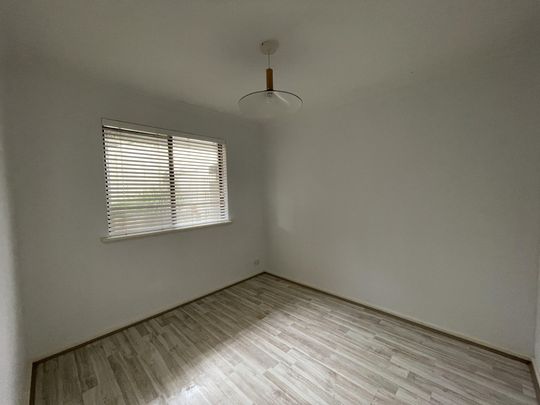 8/40 Kinsella Street, Joondanna, WA 6060 - Photo 1