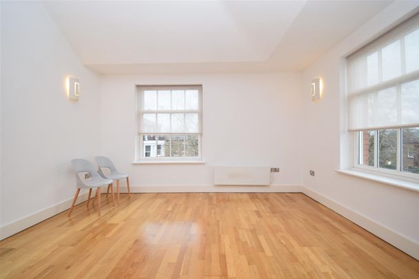 St. Johns Place, Wakefield - Photo 1