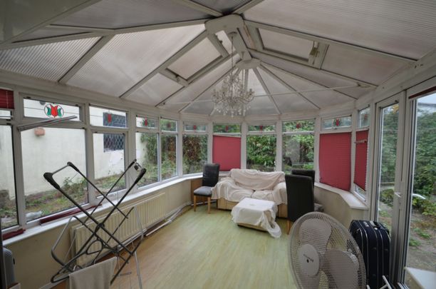 4 bedroom Detached bungalow to rent - Photo 1