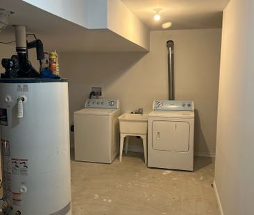 For Lease - 46 Lougheed Road Unit# Lower, Barrie, Ontario - Photo 2