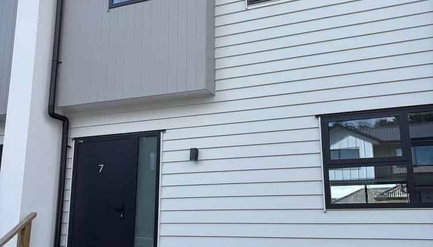 Ready to move in cozy 3bedroom house in school zon - Photo 1