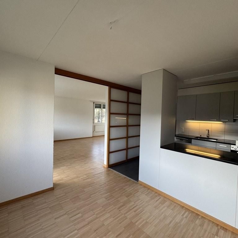 Moderne 4.5 Zimmer-Wohnung am Kappelenring - Photo 1