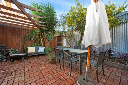 87 Station Street, Port Melbourne. - Photo 3