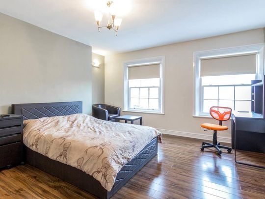 3 bedroom apartment to rent - Photo 1