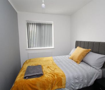 3 bedroom semi-detached house to rent - Photo 3