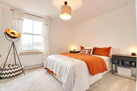 3 bedroom terraced house to rent - Photo 4