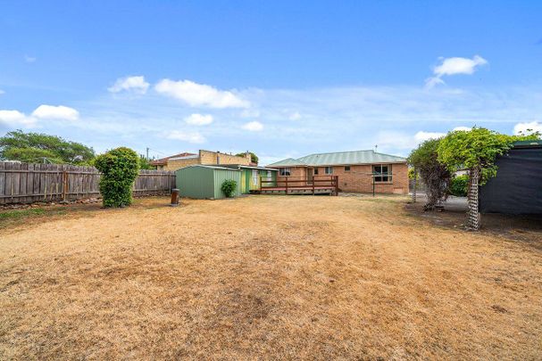 Charming Family Home in Prime Brighton Location - Photo 1