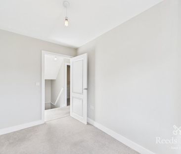 2 bedroom link detached house to rent - Photo 1