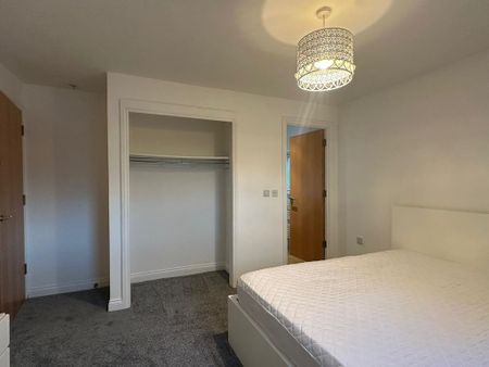 2 bedroom flat to rent - Photo 3