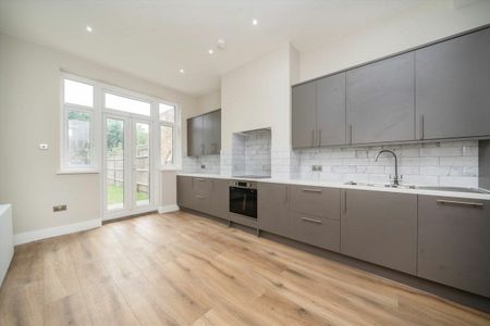 Sedgeford Road, Shepherds Bush, W12 - Photo 4