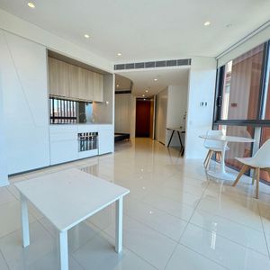 NEAR NEW LUXURY FURNISHED ONE BEDROOM SUITE APARTMENT - Photo 2