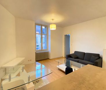 Location Appartement 2 pièces 36m² - Photo 2