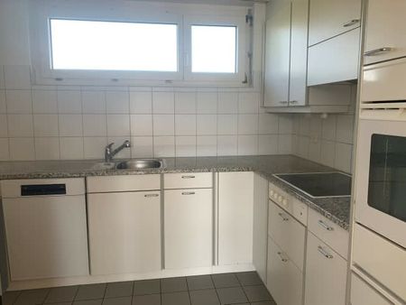 3.5 Zimmer, 96 m², 2. Stock - Photo 3