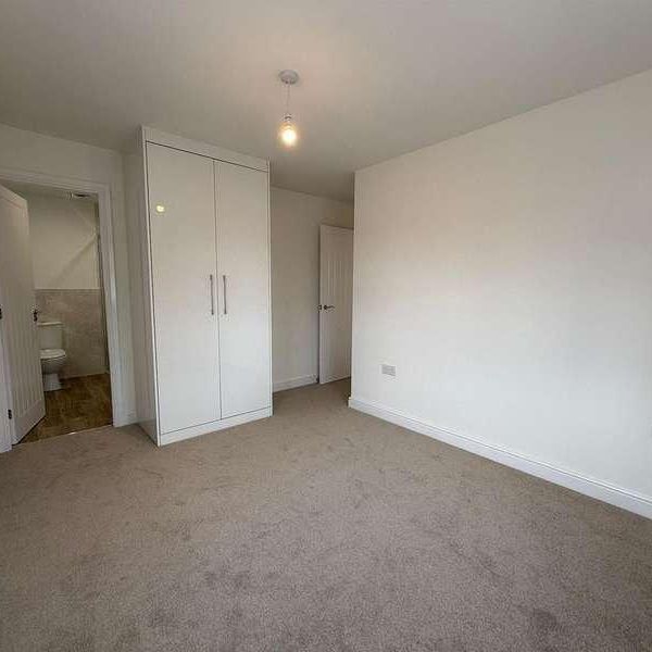 Rivington Park, Bolton, BL6 - Photo 1