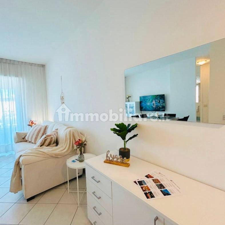 Trilocale viale Fratelli Bandiera 1B, Abissinia, Riccione - Foto 1