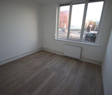 Location Appartement 3 pièces 49m² LILLE 59160 - Photo 3