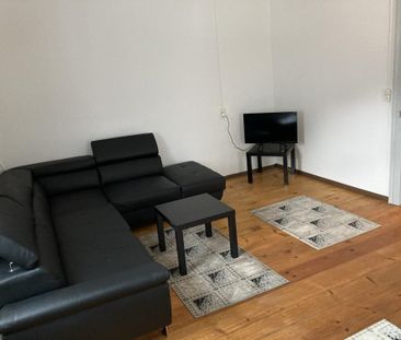 3-Zimmer-Wohnung im 2. OG / Appartamento di 3 locali nel secondo piano - Photo 3