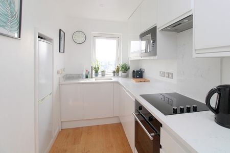 2 Bedroom Flat - Photo 5