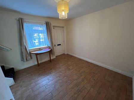 1 bedroom semi-detached house to rent - Photo 4