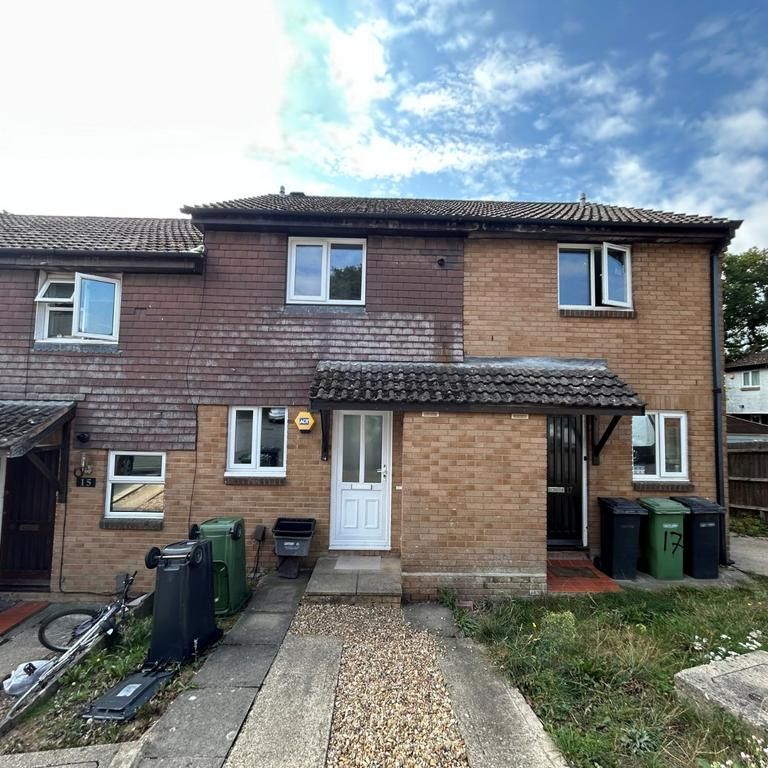 2 bedroom terraced house to rent - Photo 1