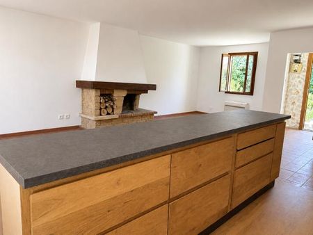 Location Appartement 3 pièces 73m² ST MAXIMIN LA STE BAUME 83470 - Photo 3