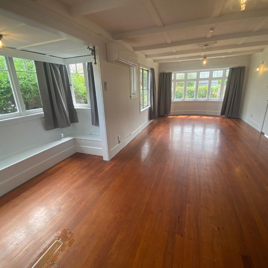 Epsom, 3 bedrooms - Photo 1