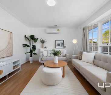 3 BEDROOM FAMILY HOME IN CENTRAL MELTON - Photo 6