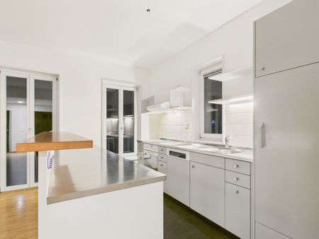 Generous 3.5-room apartment with balcony in Biel-Benken BL - Photo 4