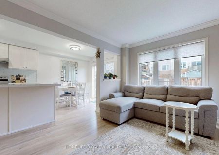 Condo Townhouse For Lease | N9255432 - Photo 4