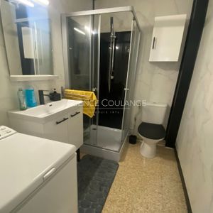 Location Appartement 1 pièce 25m² LA CIOTAT 13600 - Photo 3