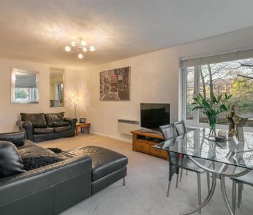 2 bedroom flat to rent - Photo 3