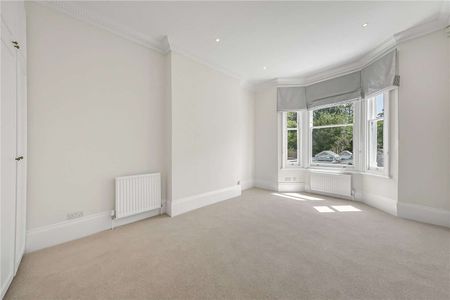Beautiful double fronted four bedroom house - Photo 5