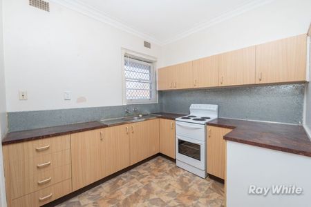 Home For Rent - Photo 5
