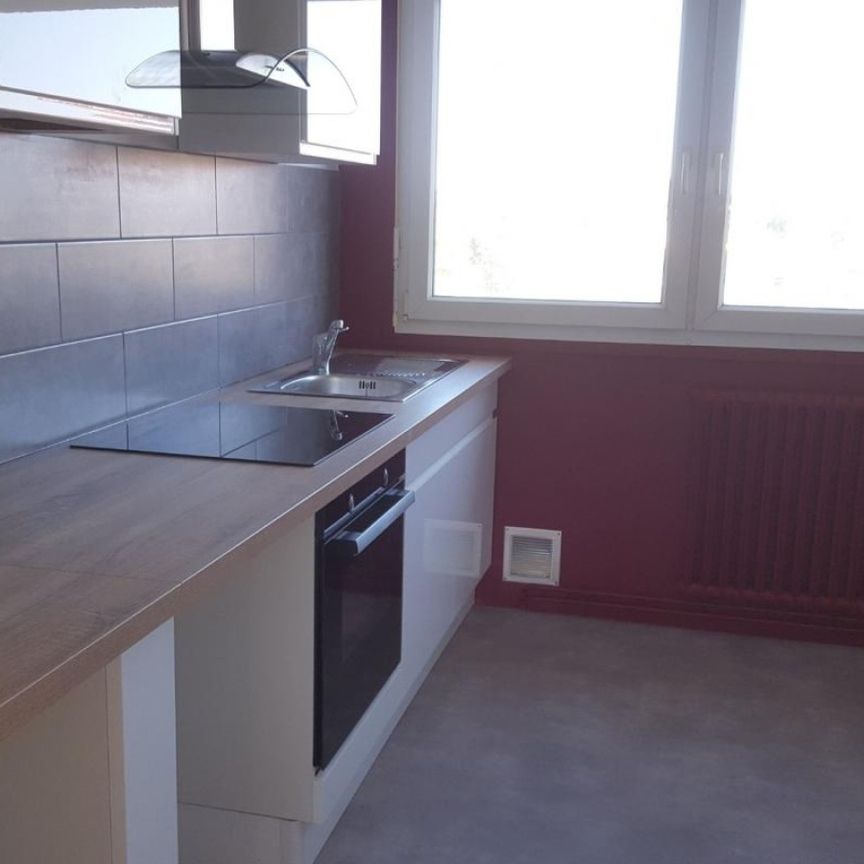 Appartement T4 à louer à Le Coteau - Avenue de la Libération - Photo 1