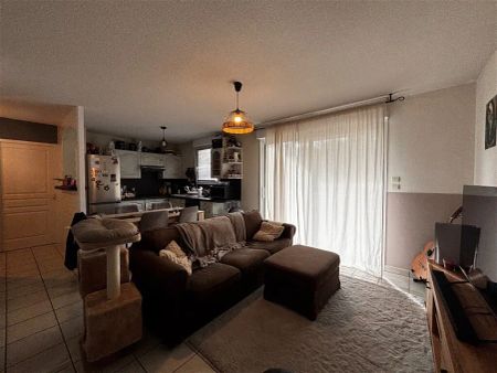 Location appartement 3 pièces - 62m² à Saint pierre du mont (40280) - Photo 3